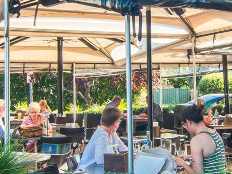 Edgars Inn Dog Friendly Pub 86 768x576