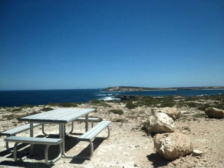 Little Bay 86 768x576