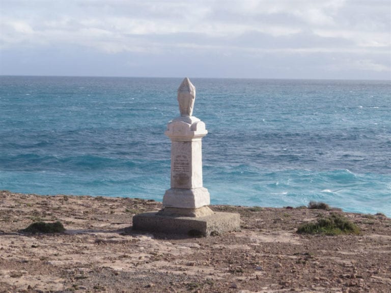Monument Beach 86 768x576