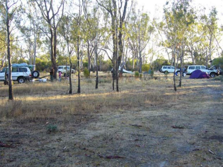 Western Beach Lake Albacutya 1 86 768x576