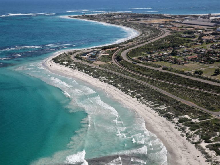 Greys Beach 1 86 768x576
