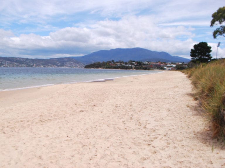 Bellerive Beach 86 768x576