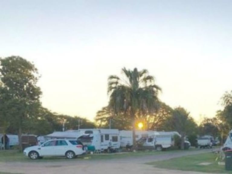 Emerald Tourist Park 86 768x576