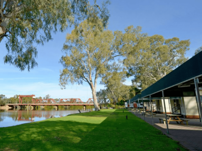 Riverbend Caravan Park 8 6 768x576