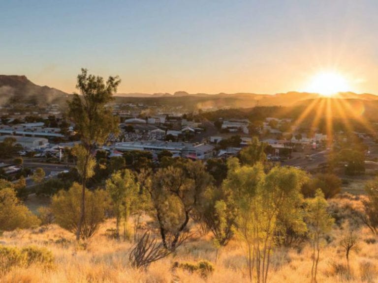 heritage caravan park alice springs 8 6 768x576