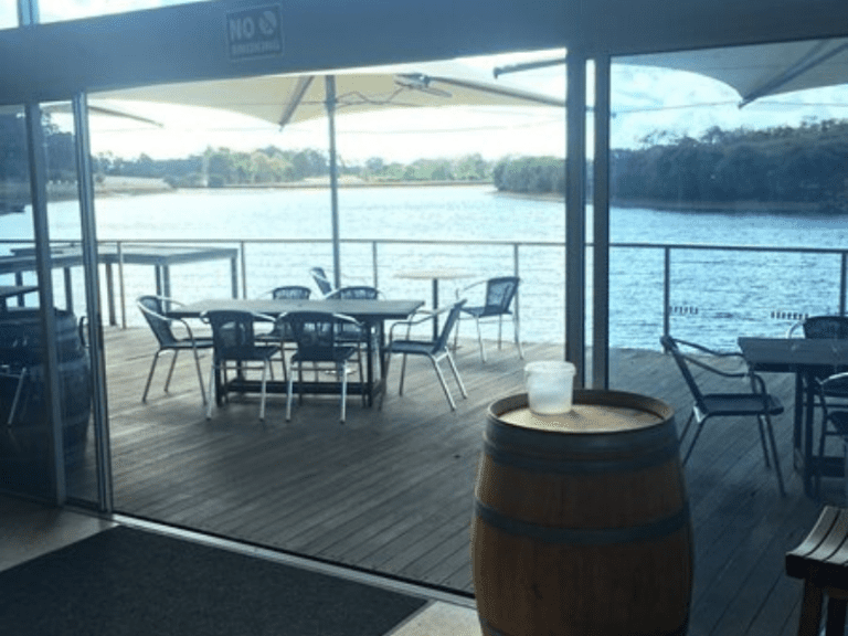 Knotting Hill Vineyard 768x576