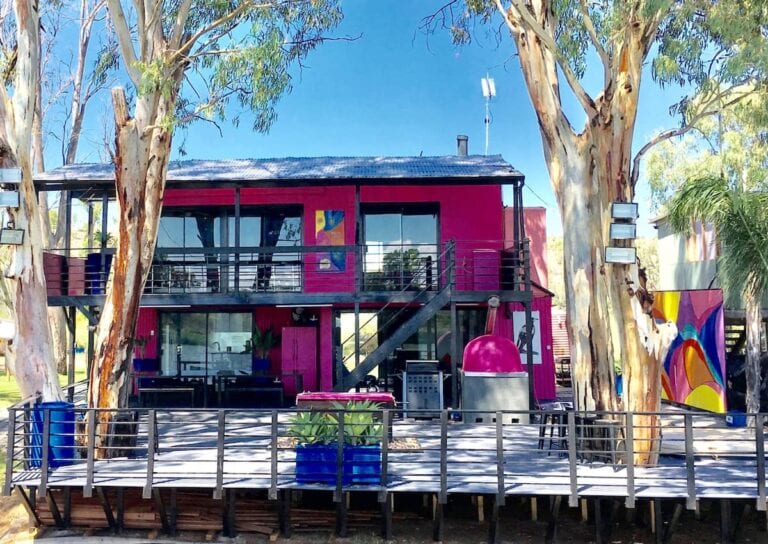 pink shack dog friendly accommodation 1 768x544