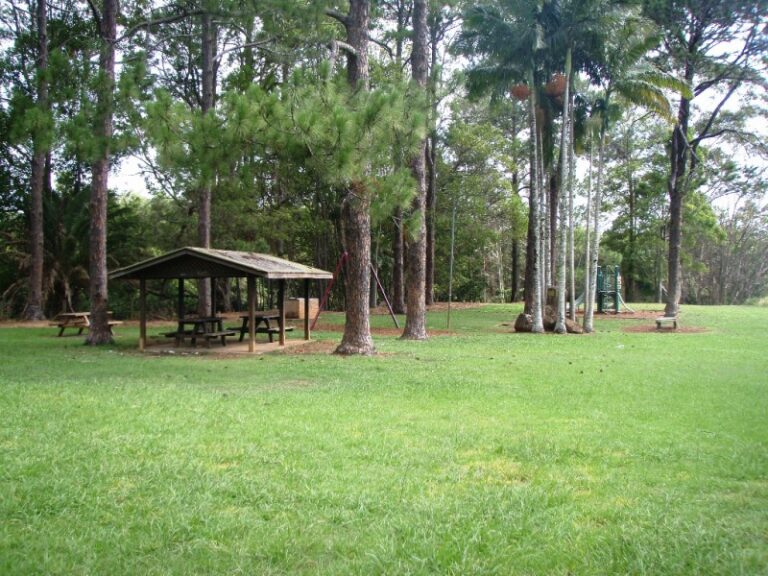 Bangalow Parklands 768x576