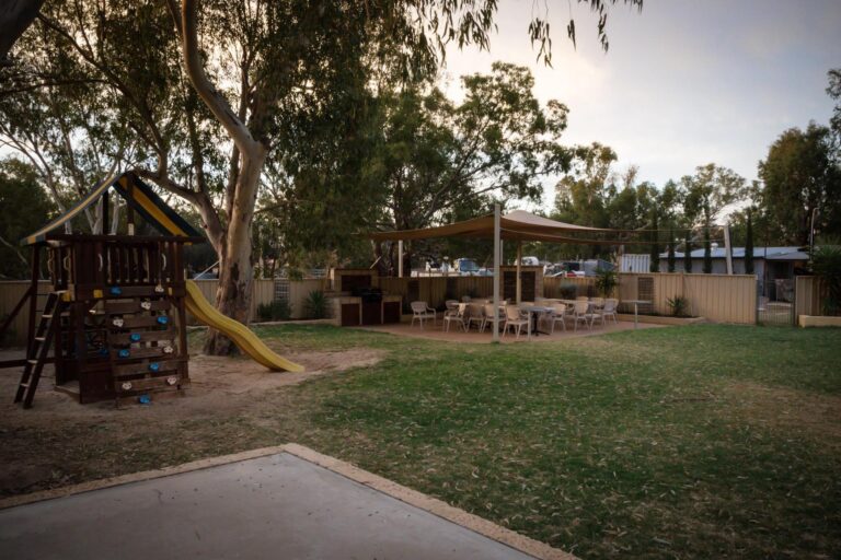 Jenna Tavern 1 768x512