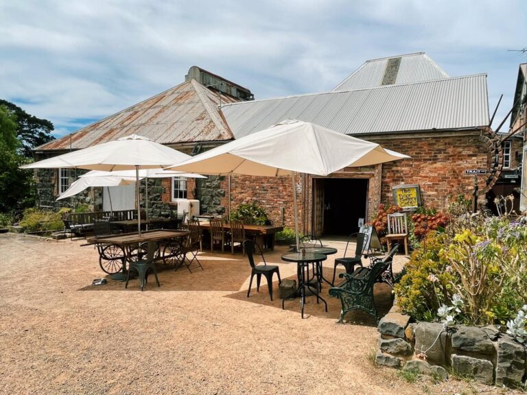 The Door Gallery Cafe 2 768x576