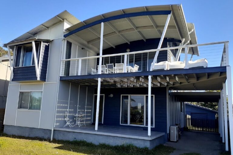 escape to jervis bay dog friendly accommodation 1 96 768x512