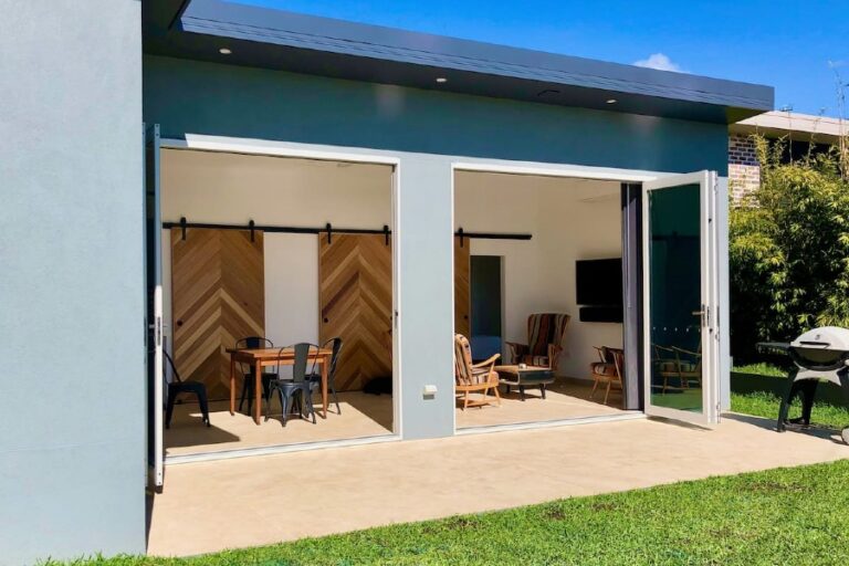 bundeena base cottage dog friendly accommodation 1 96 768x512