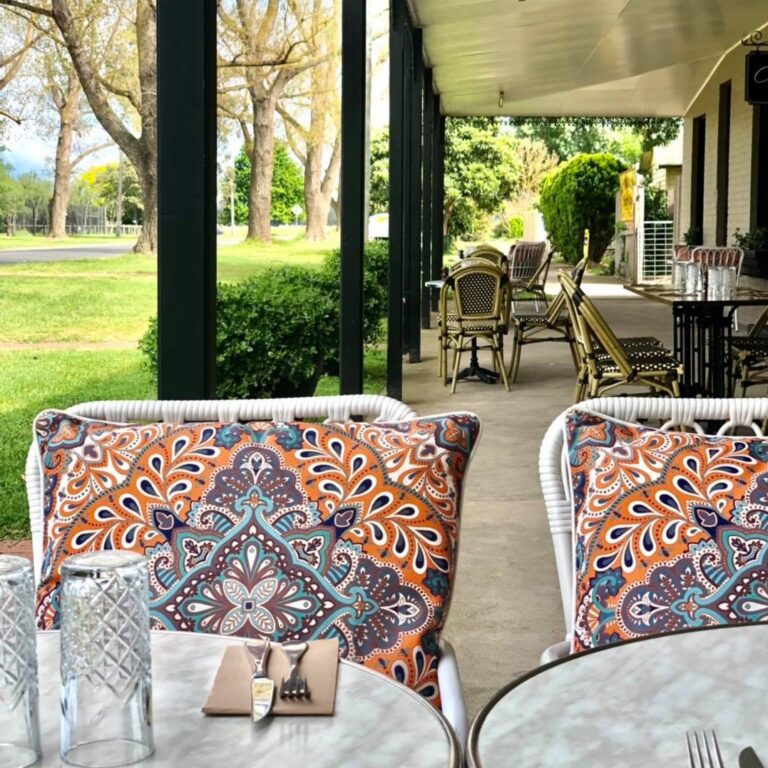 Tinanmba Hotel 2 768x768