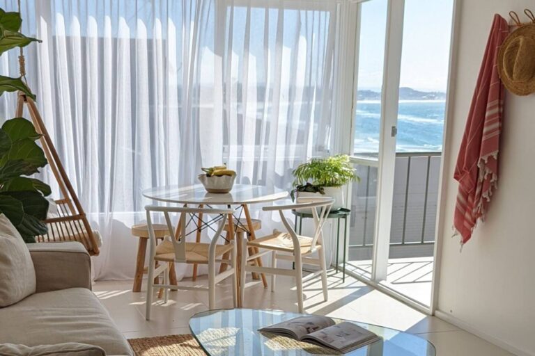 kirra beach dog friendly accommodation 11 768x512