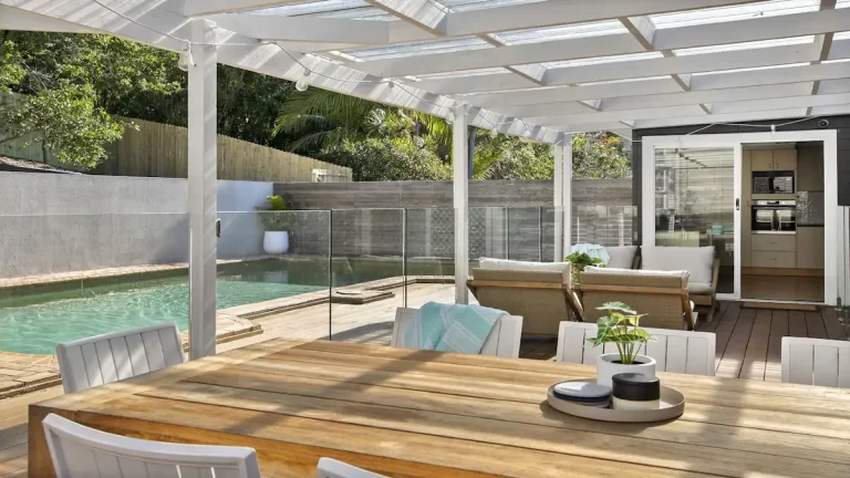 the pool house dog friendly accommodation 1 1 768x432